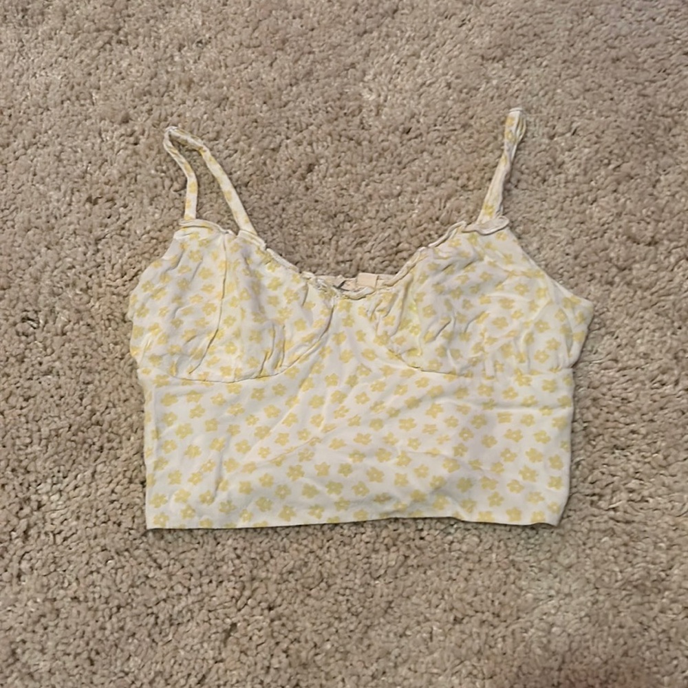 Pacsun Flower Design Crop Top (XS)